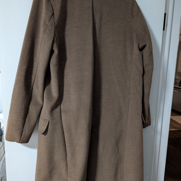 Men's Classic Brown Overcoat - Picture 2 of 2